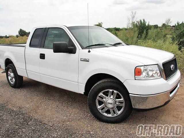 Ford F-150 2WD versus 4WD Drivetrain Layout