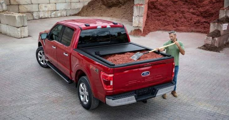Evaluating bed dimensions and camper options on a Ford F-150
