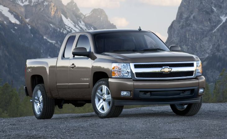 2008 Chevy Silverado truck door maintenance and latch inspection