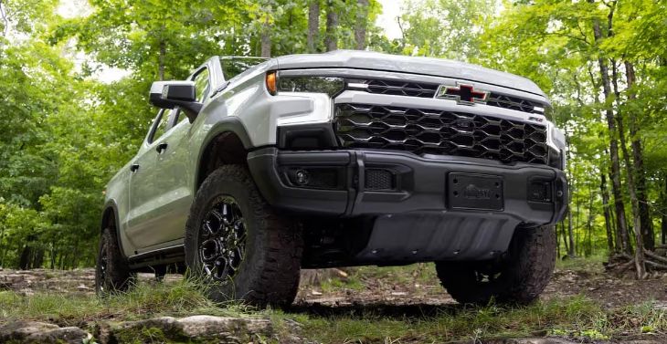 Chevy Silverado ground clearance and drivetrain components
