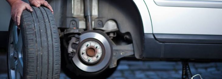 Honda CR-V brake rotor thickness measuring and diagnostic evaluation