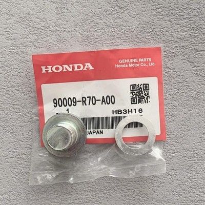 Honda CR-V engine oil pan plug gasket and drain bolt layout