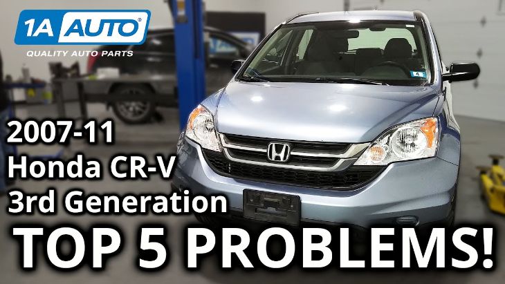 Mechanic inspecting Honda CR-V 1.5L Turbo engine