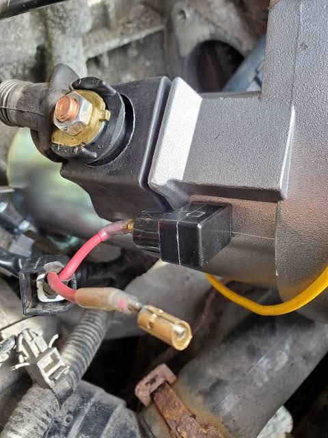 Honda CR-V starter motor relay location under the hood