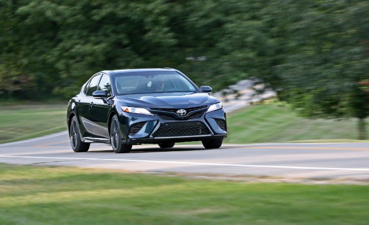 2018 Toyota Camry XSE sporty trim profile view