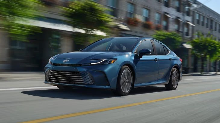Toyota Camry color options and paint finishing tools