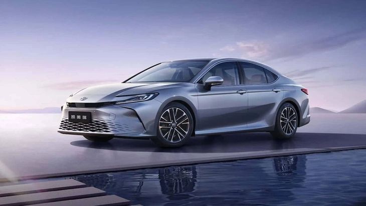 Toyota Camry Window Maintenance and Tint Care
